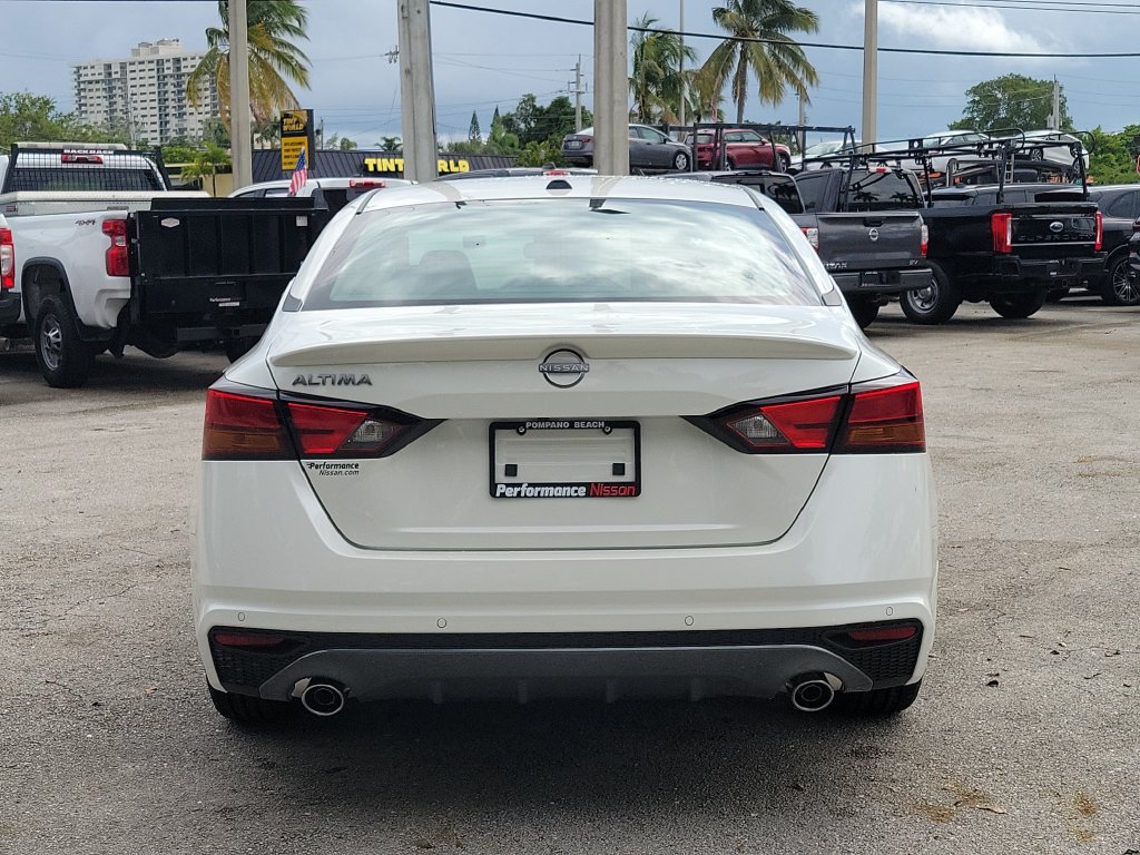 New 2026 Nissan Altima 2.5 SV FWD image 7