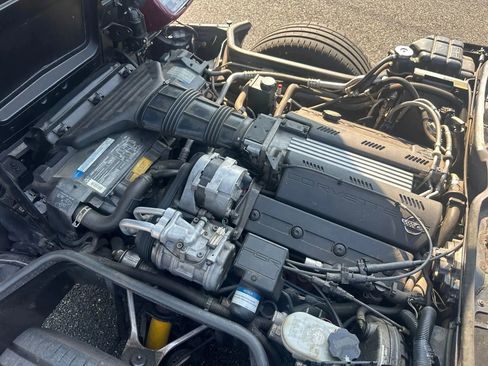 Used 1993 Chevrolet Corvette Coupe image 5