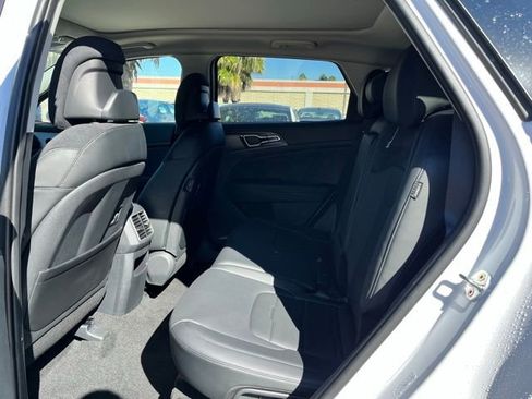 New 2026 Kia Sportage SX AWD/4WD image 18