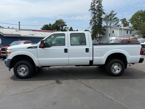 Used 2016 Ford F250 XL w/ Power Equipment Group AWD/4WD image 9