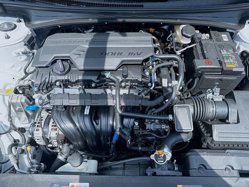 New 2026 Hyundai Elantra Sport FWD image 22