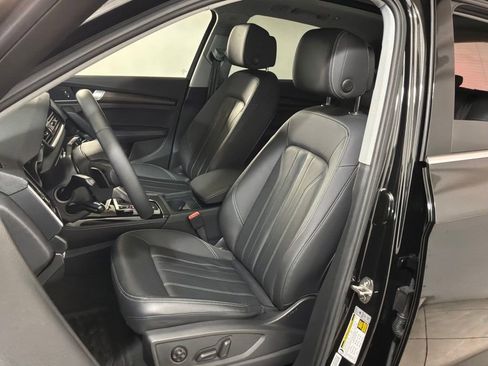Used 2023 Audi Q5 2.0T Premium Plus w/ Premium Plus Package AWD/4WD image 7