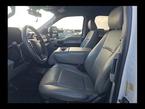 Used 2021 Ford F250 XL w/ Power Equipment Group image 3