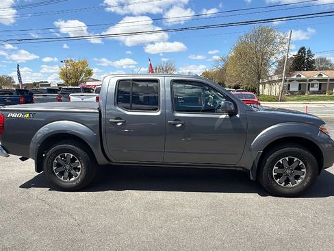 Used 2016 Nissan Frontier PRO-4X AWD/4WD image 12