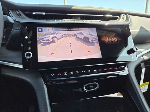 New 2026 Jeep Grand Cherokee Limited RWD image 20