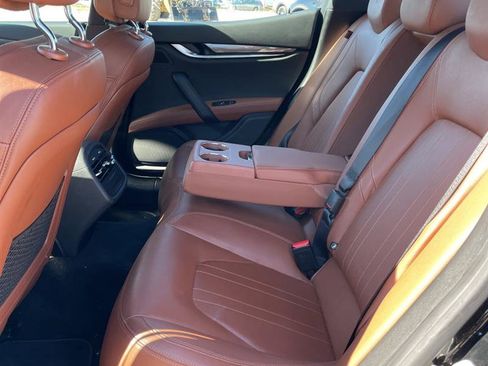 Used 2019 Maserati Ghibli image 18
