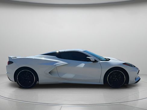 Used 2022 Chevrolet Corvette Stingray Premium Conv w/ Z51 Performance Package image 33