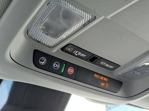 Certified 2021 Chevrolet Equinox LS w/ LS Convenience Package AWD/4WD image 21