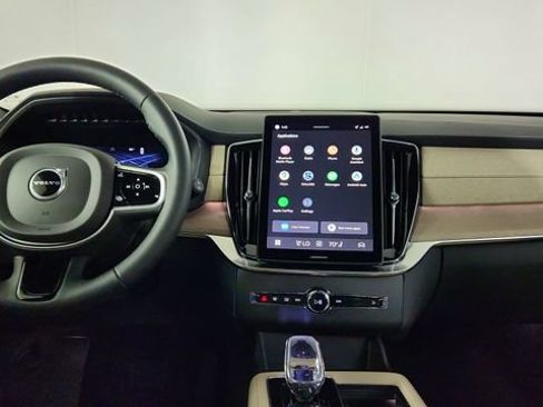 Used 2026 Volvo XC90 B6 Plus w/ Protection Package AWD/4WD image 27