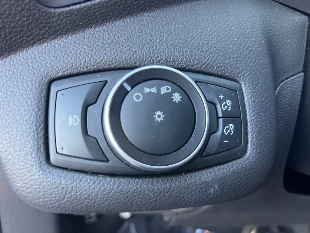 Used 2016 Ford C-MAX SEL w/ Equipment Group 302A FWD image 28