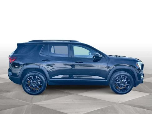 Used 2026 GMC Terrain Elevation w/ Elevation Premium Package FWD image 9