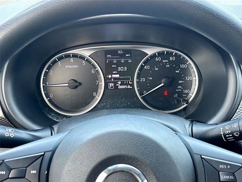 Used 2019 Nissan Kicks S FWD image 14