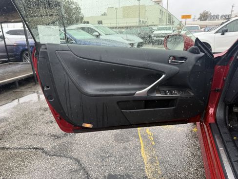 Used 2015 Lexus IS 250C w/ Navigation System Package image 15