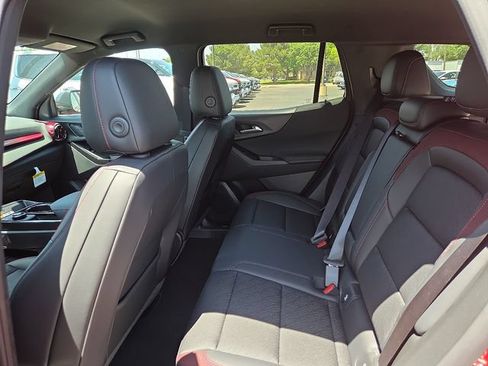 New 2026 Chevrolet Equinox RS w/ Convenience Package III FWD image 8