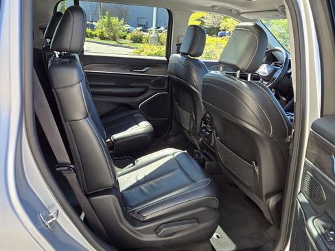 Used 2021 Jeep Grand Cherokee L Limited w/ MOPAR Finishing Package image 22