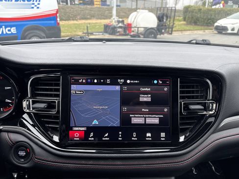 Certified 2024 Dodge Durango GT image 29