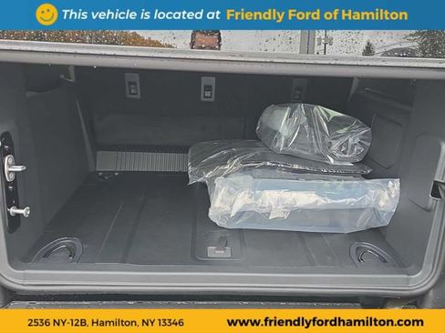 Used 2025 Ford Bronco Badlands AWD/4WD image 18