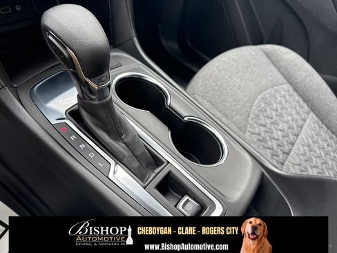 Used 2024 Chevrolet Equinox LT w/ LPO, Floor Liner Package FWD image 19