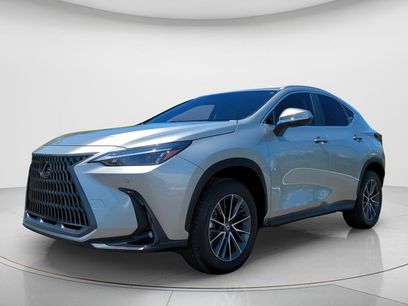 Used 2025 Lexus NX 250 FWD w/ Towing Package (2000 Lbs)