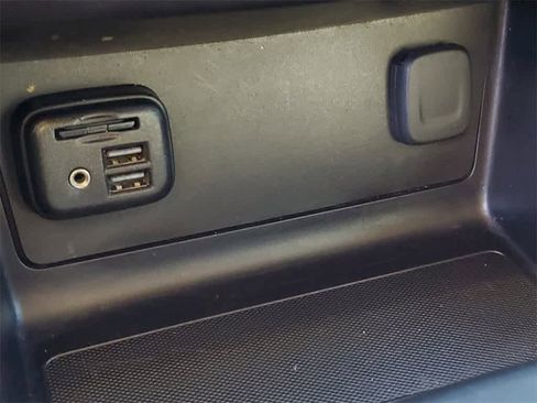 Used 2019 GMC Canyon All Terrain w/ Trailering Package image 31