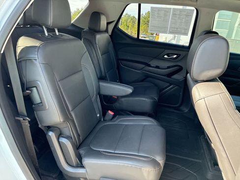 Used 2020 Chevrolet Traverse Premier w/ LPO, Floor Liner Package image 28