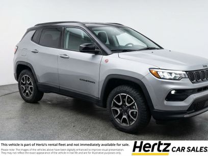 Used 2025 Jeep Compass Trailhawk
