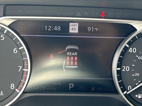 Used 2024 Nissan Pathfinder SL image 30