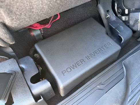 Used 2018 Ford F150 Raptor w/ Equipment Group 802A Luxury image 18