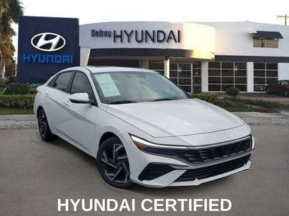 Certified 2025 Hyundai Elantra SEL