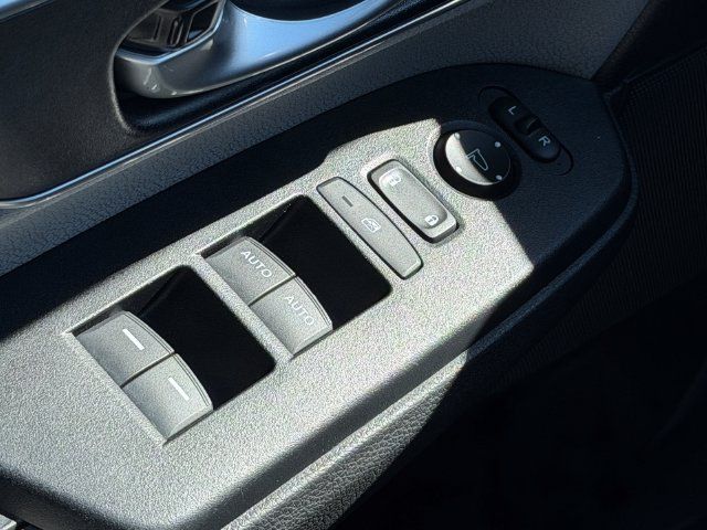 Used 2019 Honda CR-V EX image 32