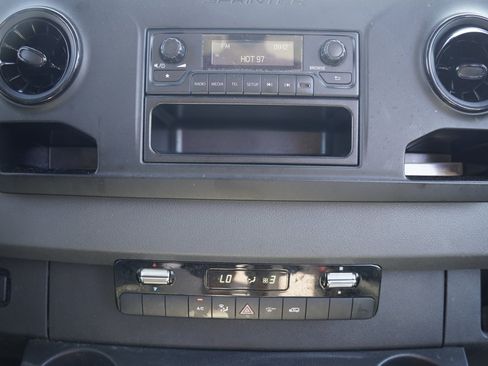Used 2021 Mercedes-Benz Sprinter 2500 w/ Driver Convenience Package image 30