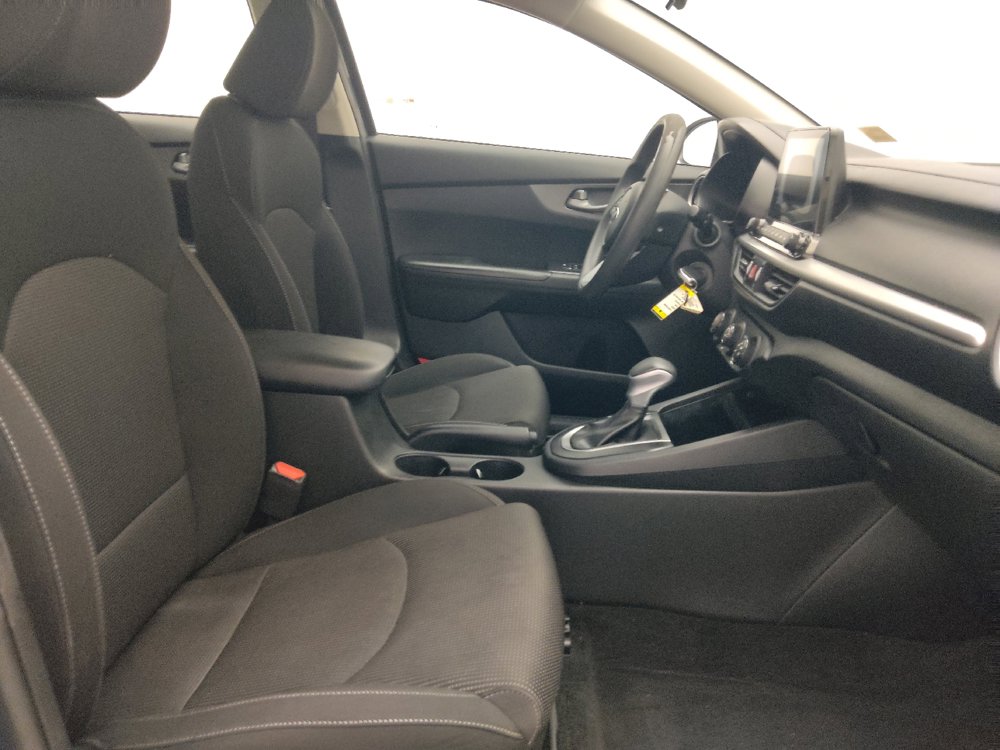 Used 2021 Kia Forte Sedan FWD image 21
