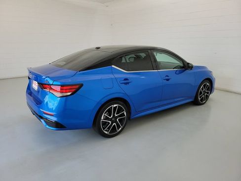 Used 2024 Nissan Sentra SR FWD image 5