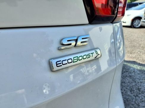 Used 2019 Ford Escape SE FWD image 27