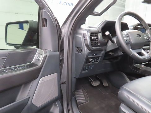 Used 2025 Ford F150 Lariat image 57