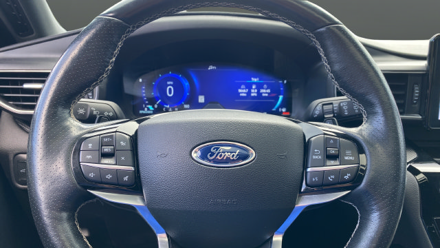 Used 2022 Ford Explorer ST w/ ST High-Performance Pack AWD/4WD image 16