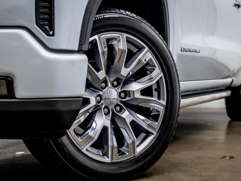 Used 2026 GMC Sierra 1500 Denali AWD/4WD image 24