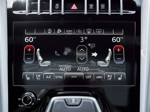 Used 2022 Lamborghini Urus AWD/4WD image 70