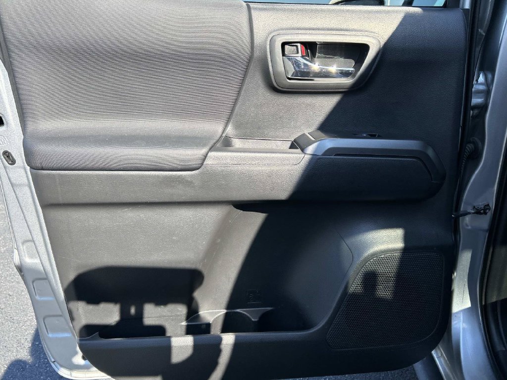 Used 2023 Toyota Tacoma TRD Sport RWD image 17