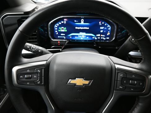 Used 2026 Chevrolet Silverado 1500 LT AWD/4WD image 12