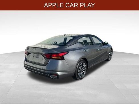 Used 2024 Nissan Altima 2.5 SV image 7