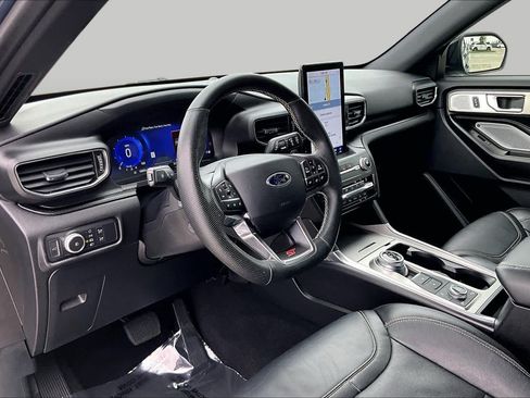 Used 2020 Ford Explorer ST w/ ST Street Pack AWD/4WD image 16