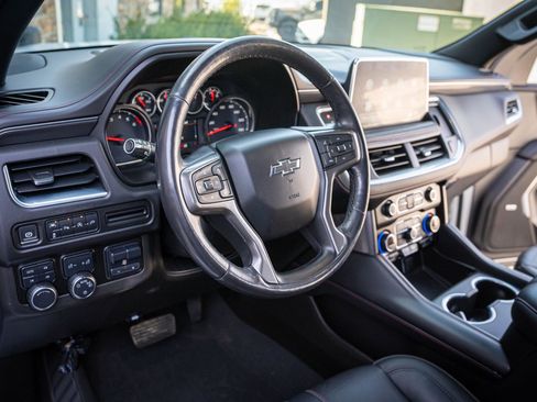 Used 2021 Chevrolet Suburban RST w/ Luxury Package image 14