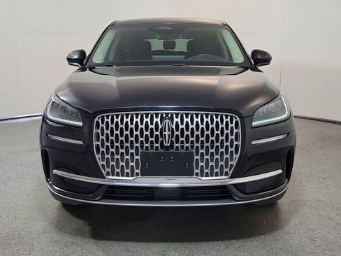 Used 2023 Lincoln Corsair AWD image 2