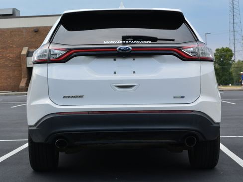 Used 2017 Ford Edge SE w/ Cargo Accessory Package image 6