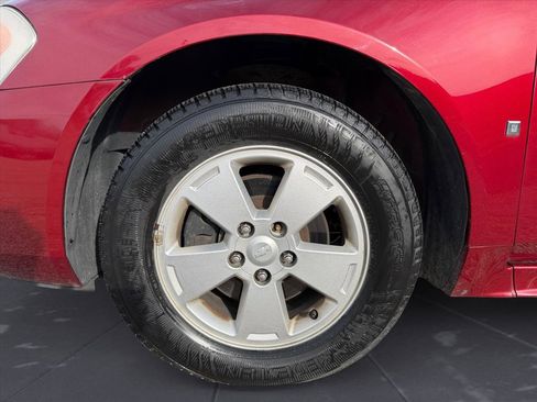 Used 2009 Chevrolet Impala LT w/ Luxury Edition Package image 10