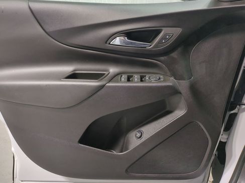 Used 2024 Chevrolet Equinox LT w/ LPO, Floor Liner Package image 29