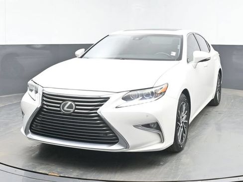 Used 2017 Lexus ES 350 w/ Luxury Package FWD image 10