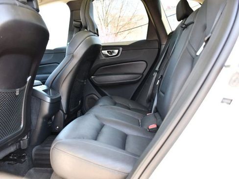 Used 2023 Volvo XC60 B5 Plus w/ Climate Package image 14