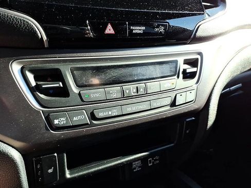 Used 2022 Honda Pilot Sport image 26